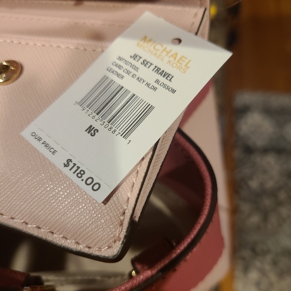 NWT Michael Kors Pink Purse & Mini Wallet - Picture 3 of 6